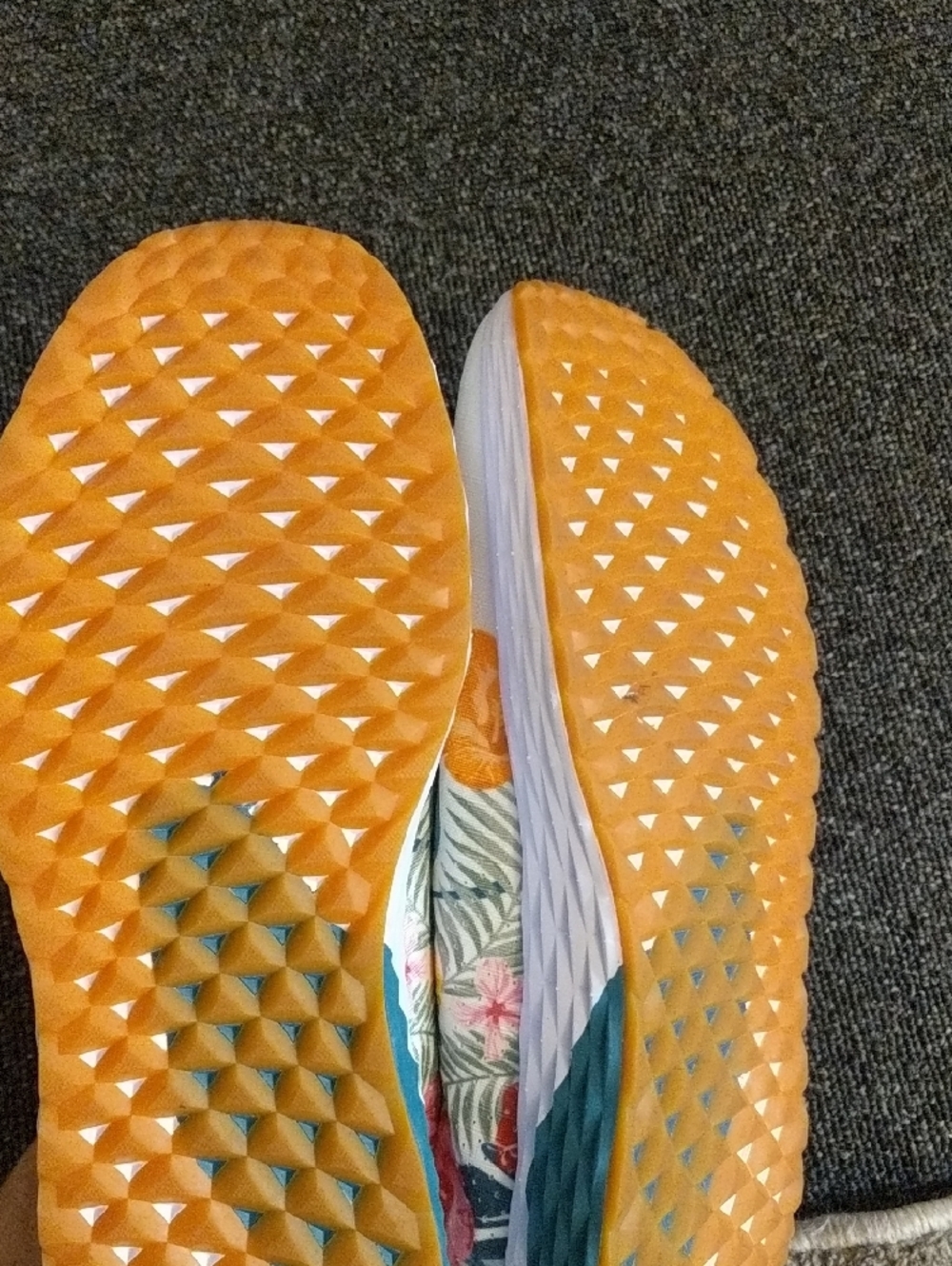 NOBULL Unisex Ripstop Runner Tropical Floral Training Athletic Shoes Like New - Picture 7 of 7